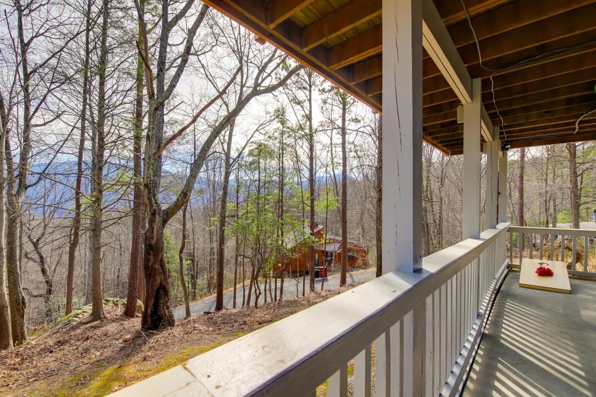 Gatlinburg Mountain Cabin With Hot Tub, Deck And Games Luaran gambar